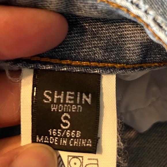 SHEIN Denim Jean Blue Wash Minimalist Bermuda Daily Shorts Size Small - Picture 5 of 12